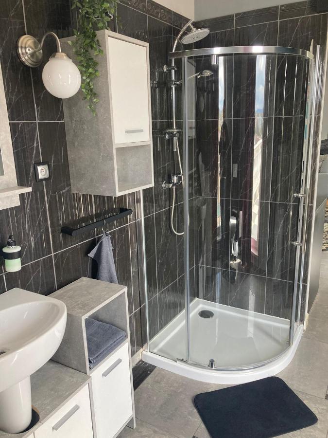 Apartmany Sabinovska เปรเชา ภายนอก รูปภาพ